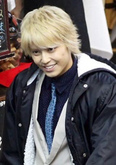 手越祐也